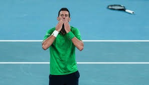 北京遭绝杀揪出最大罪人！拿600万半场1分，被人隔扣恼羞成怒+吃T